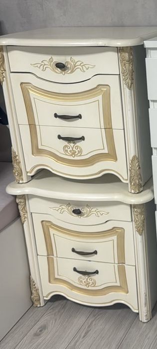 Шкаф комод с зеркалом тумба