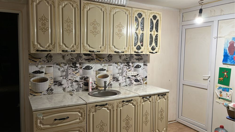 Кухонный гарнитур Elegant торг есть