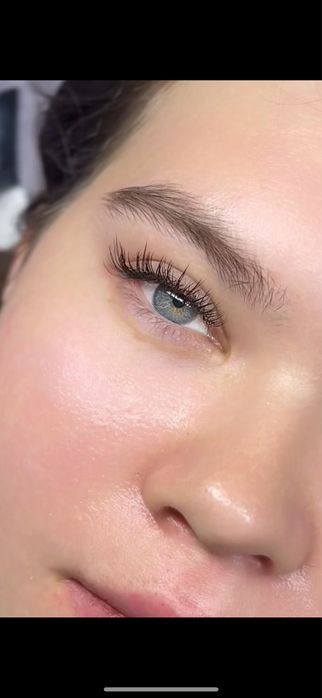 Наращивание ресниц от 250 000 сум