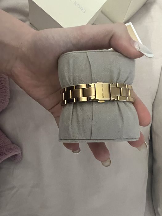 Michael kors часовник