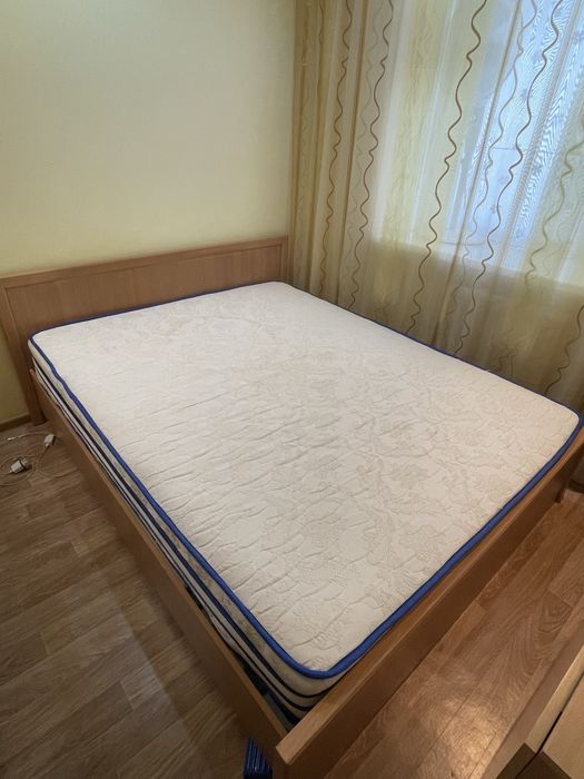 Продам Кровать 2-х спальный 160х200 с Матрасом