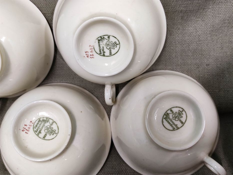 Продавам немски порцеланов сервиз. Hutschenreuther Hohenberg 1814 1939