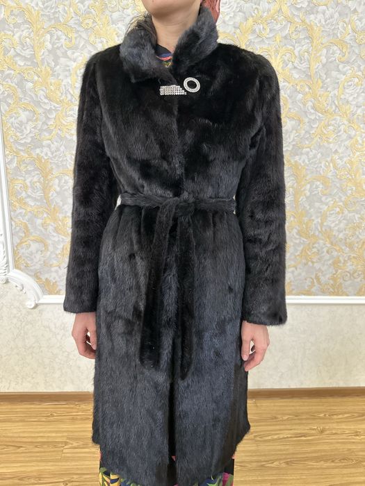 Продам норковую шубу