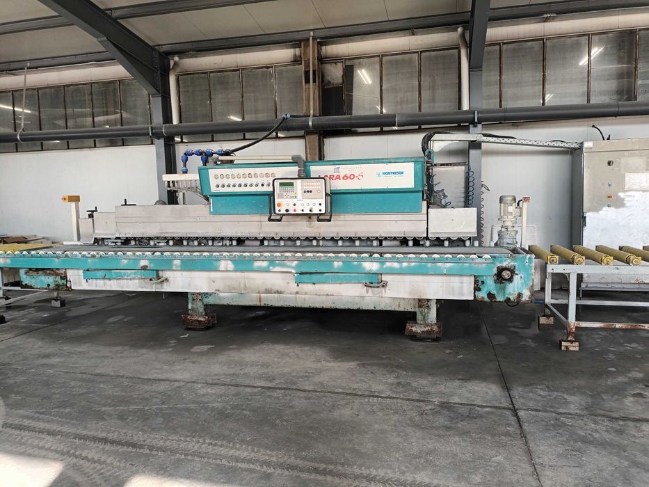 Машина за изработка на под прозоречни первази и стъпала