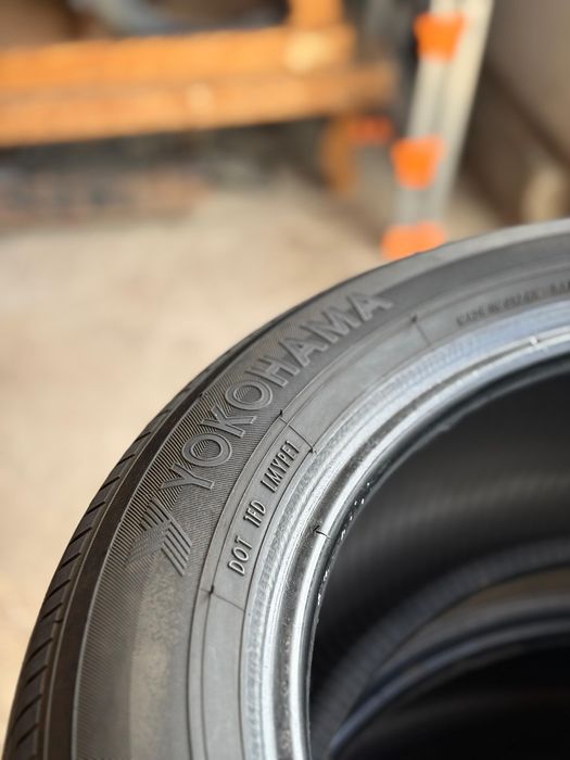 215/55/17 Yokohama покрышка