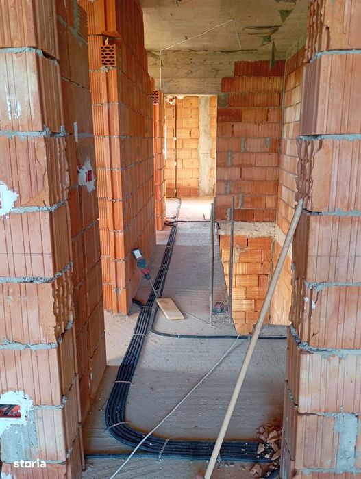 Duplex Modern in Chisoda zona linistita