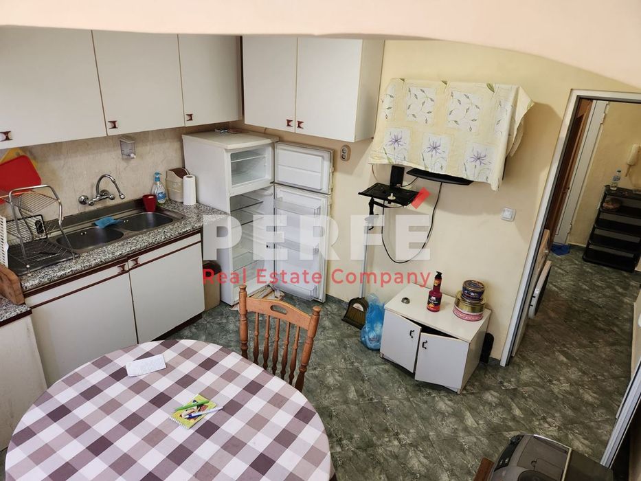 Продава се Двустаен апартамент в Бургас, Славейков - 70 кв.м за 1470 €/кв.м - Снимка #5