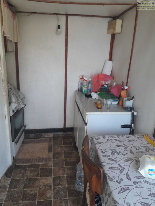 Къща с голям двор в с.Долно Белотинци, общ.Монтана