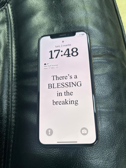 Iphone xs gold 256 g. Impecabil