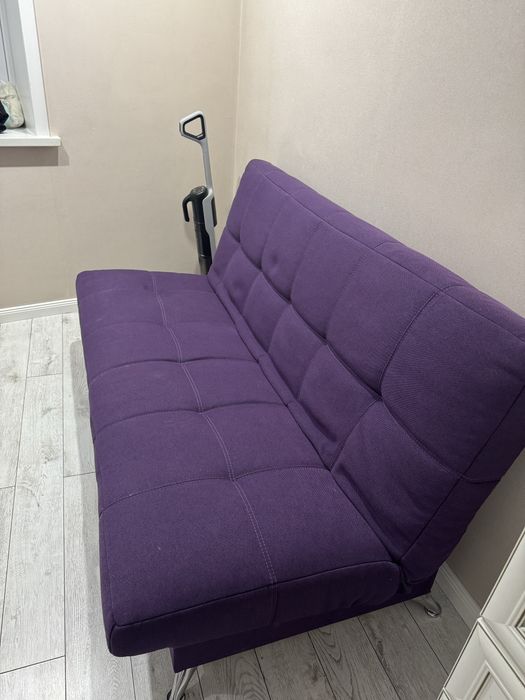 Продам диван 180:100