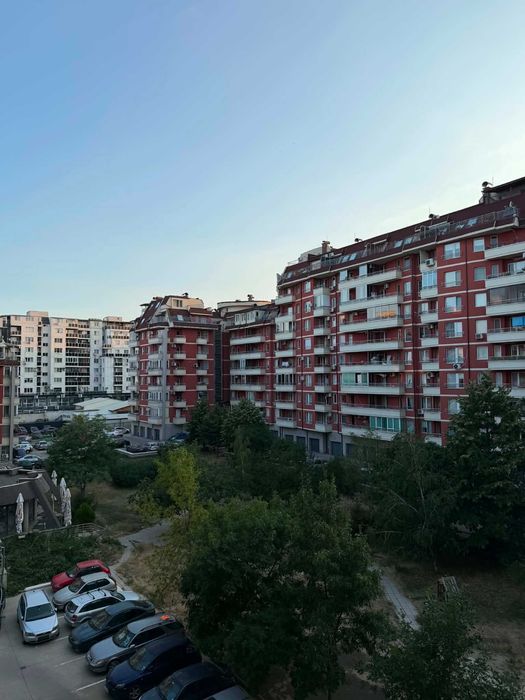Двустаен ап. под наем в кв. Младост 4