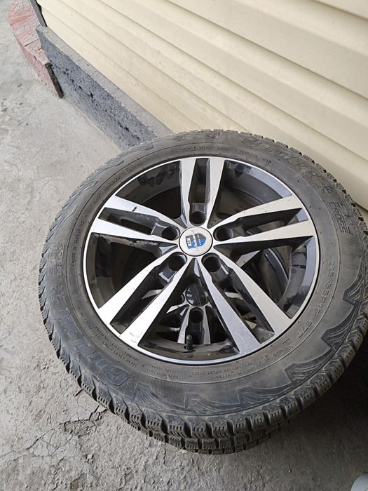 Диски с резиной 215 55 R16
