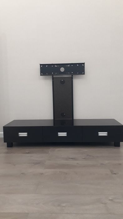 Подставка под телевизор