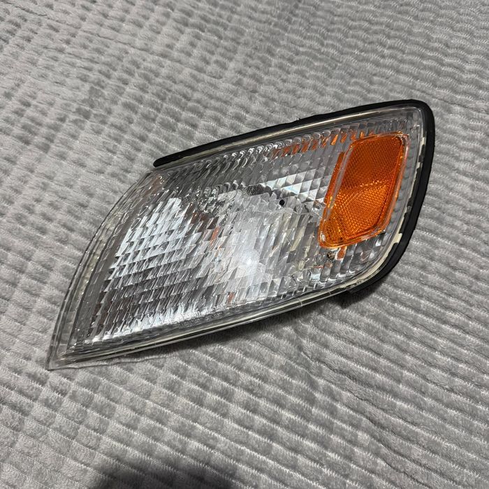 DEPO поворотник левый на Toyota Windom, Lexus ES300 (MCV20, 21)