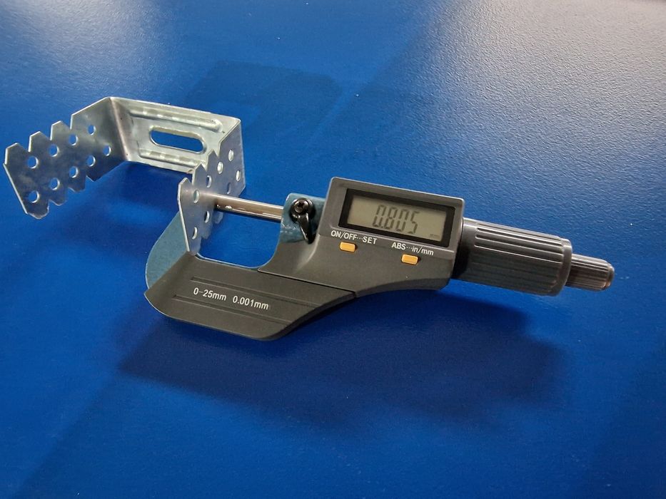 Bride profile rigips 0,25 lei/buc.