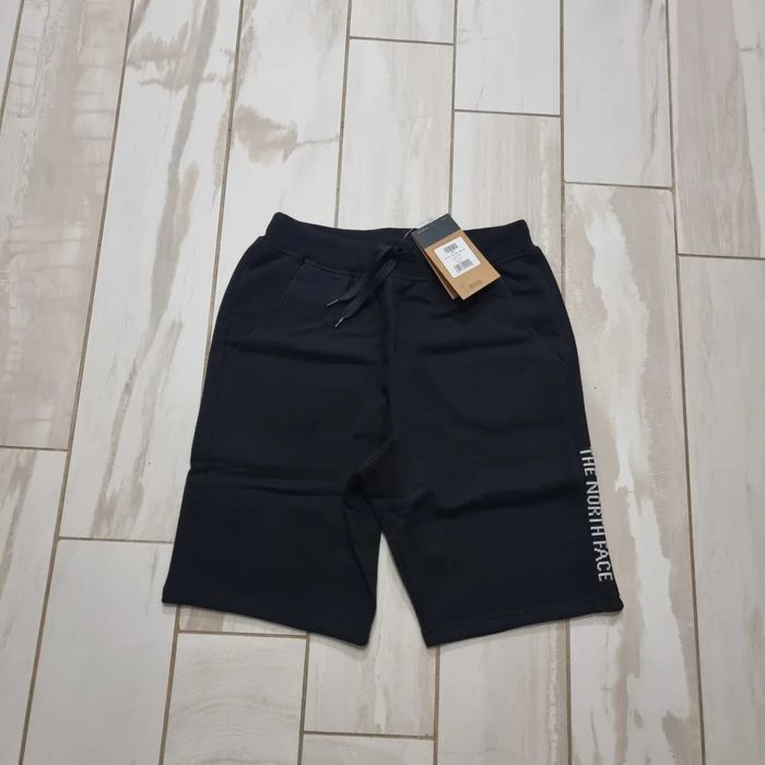 Pantaloni scurti The North Face 100% originali, marimea S