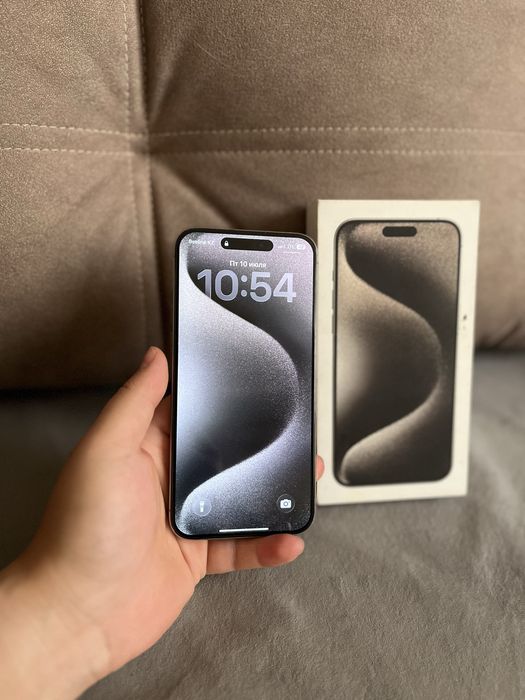 Iphone 15 pro max акум 88%
