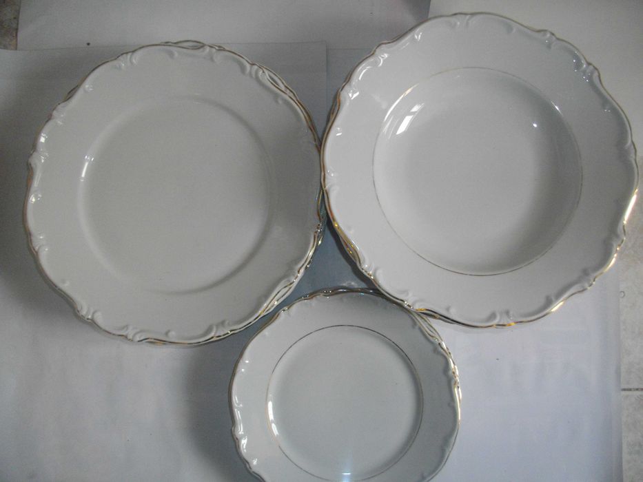 BAVARIA-Herlet Jacob-Немски Порцелан-Чинии-ф190-ф250мм-Барок Релеф