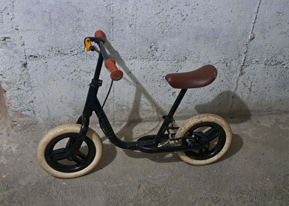 Bicicleta fara pedale BTWIN Runride 500 - stare foarte buna