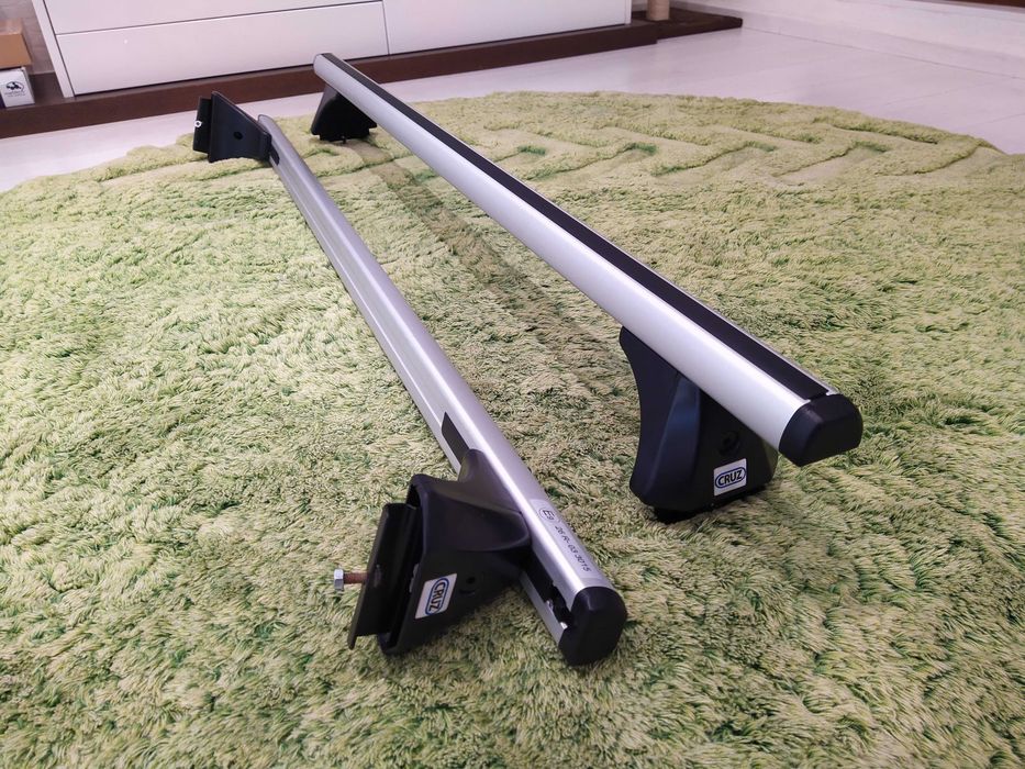 Напречни авто греди Cruz за Ford Focus, като нови са