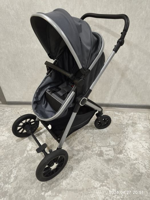 Продам детскую коляску