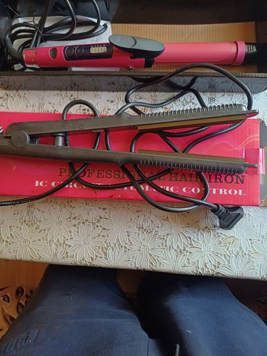 Продам плойки для укладки волос.
