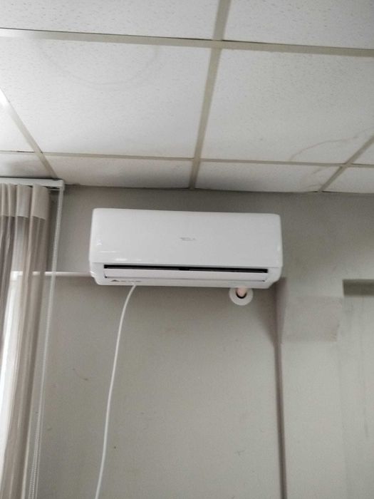 Aer conditionat Montaj Service Reviizii Incarcare Freon