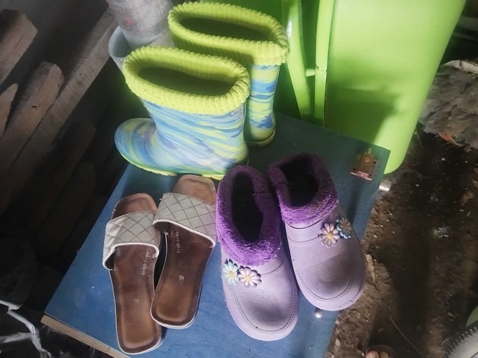 Детская обувь.     .