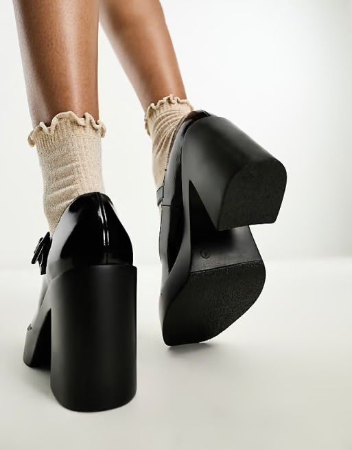 Туфли Mary Janes