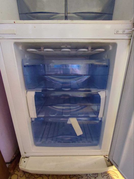 Холодильник ARDO