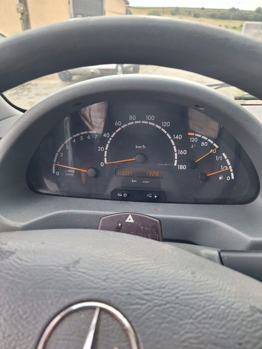 Mercedess Sprinter 8+1