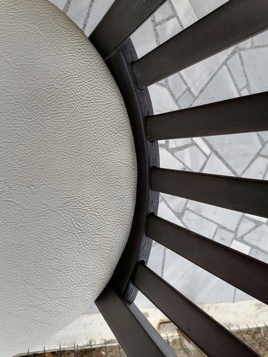 Бар стол парен бук без седалка