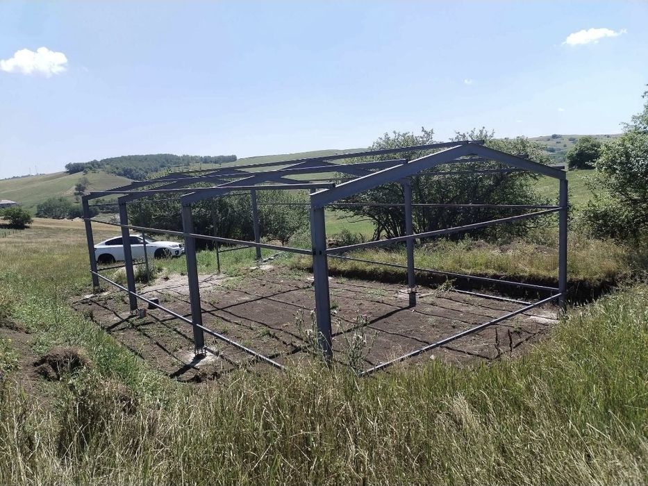 Vând sau schimb o structura metalica 15x10x4