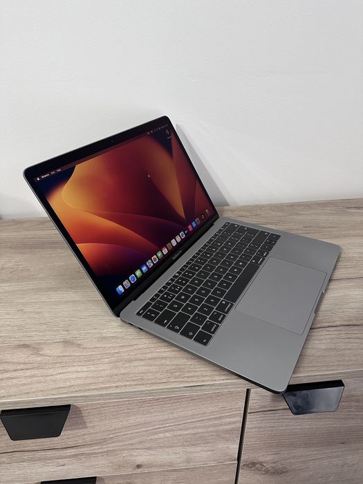 Macbook pro 2017 128GB