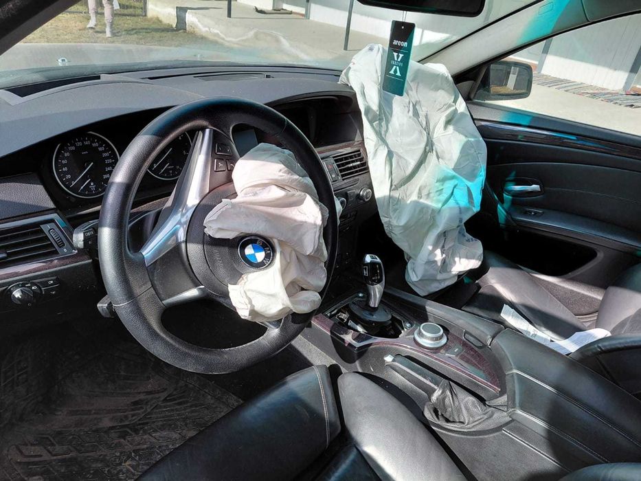 Bmw 520 e60  avariat