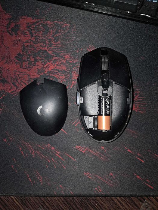 vand mouse logitech G305