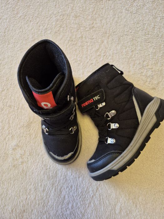 Продаю детскую обувь