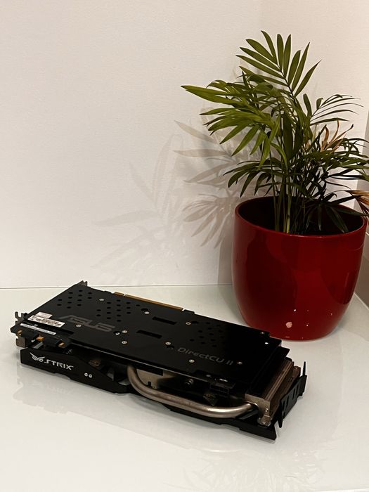 Placa video ASUS GeForce GTX 970 STRIX OC