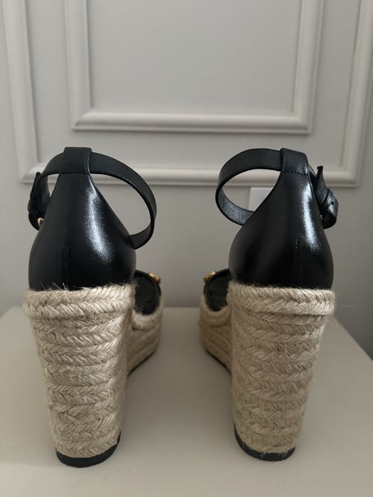 Оригинални еспадрили на Versace