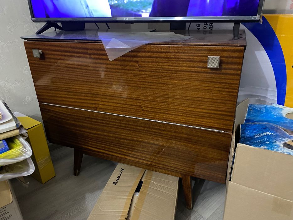 Шкаф под телевизор