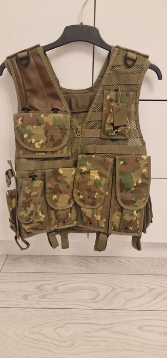 Vesta tactica multifunctionala Nouă