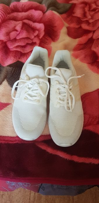 Летни маратонки нови