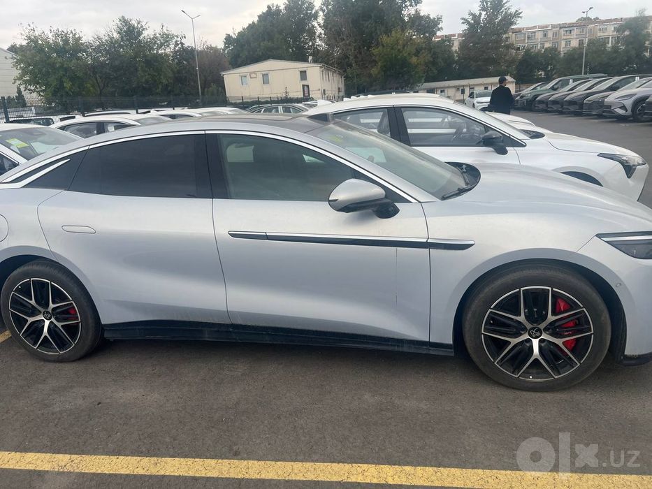 BYD Han L 4WD 2025