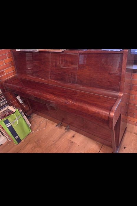 Пиано на RÖNISCH