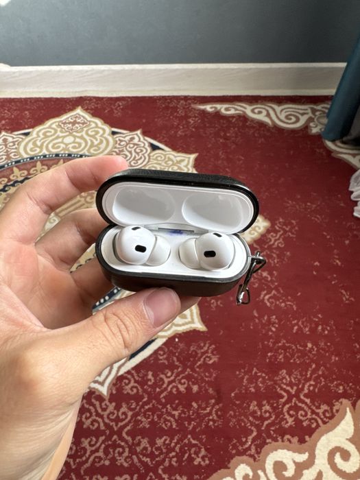 Продам AirPods 2 Pro