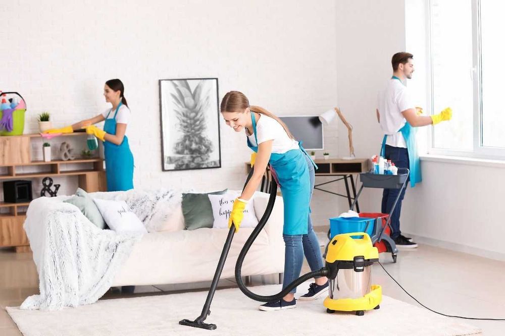 Servicii Cleaning