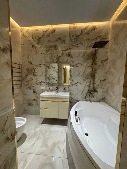 Сдается квартира 4/6/10  в ЖК LONDON