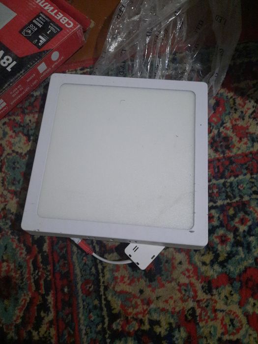 Светильник лампочка