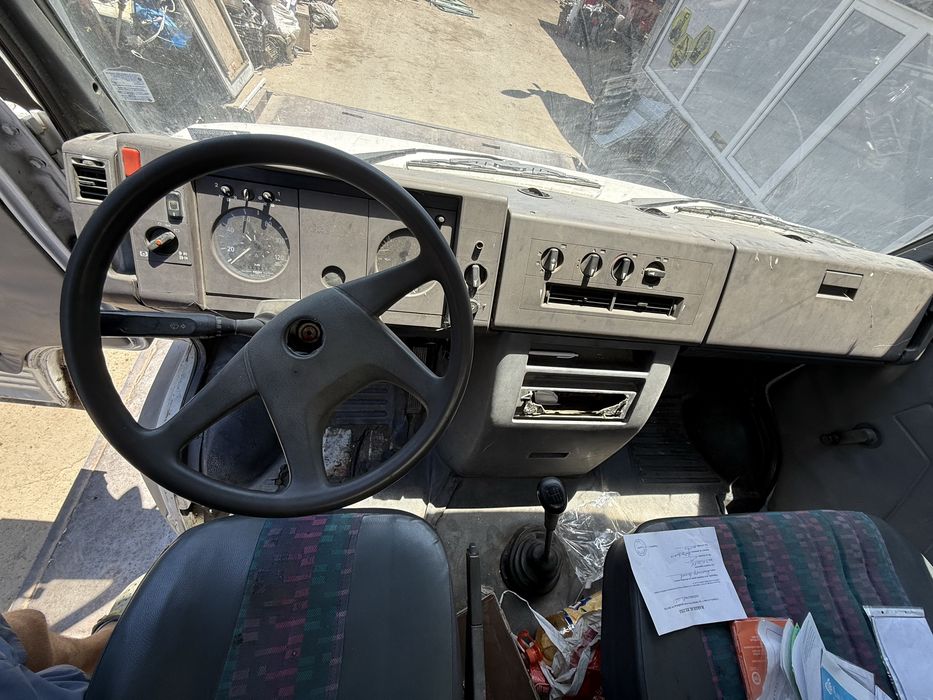 Мерцедес 609 на части