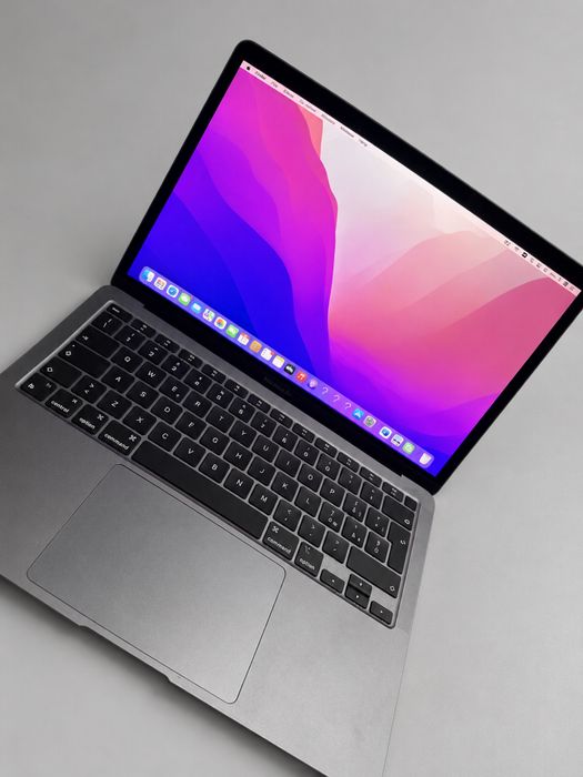 MacBook Air M1 2020 Space Grey, 8GB RAM, 1TB SSD, baterie 92%